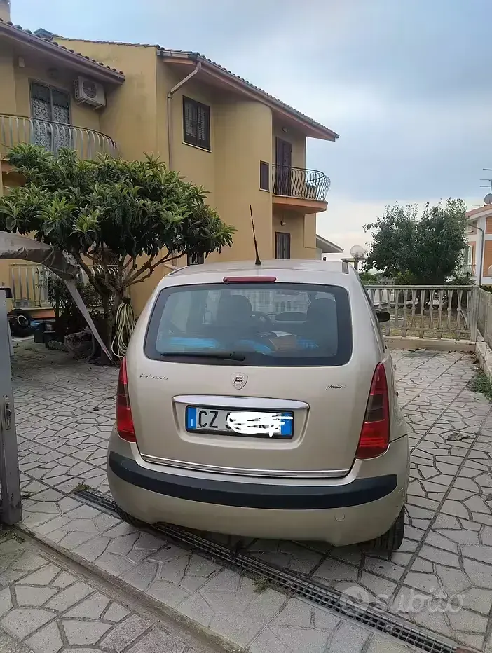 Usata Lancia Musa 69 CV (50 kW) 2006 Monovolume