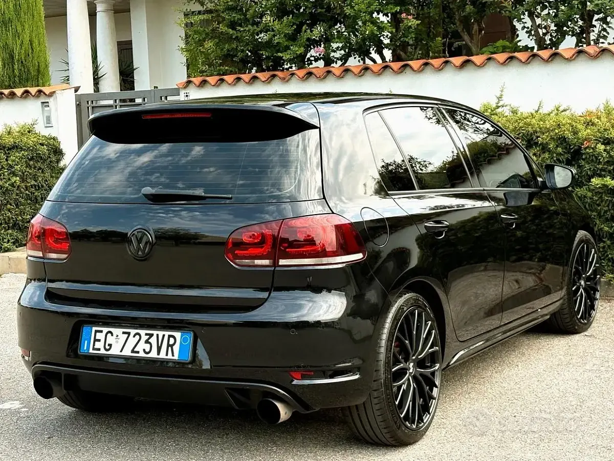 Usata VW Golf VI GTI 210 CV (154 kW) 2011 Nero Utilitaria