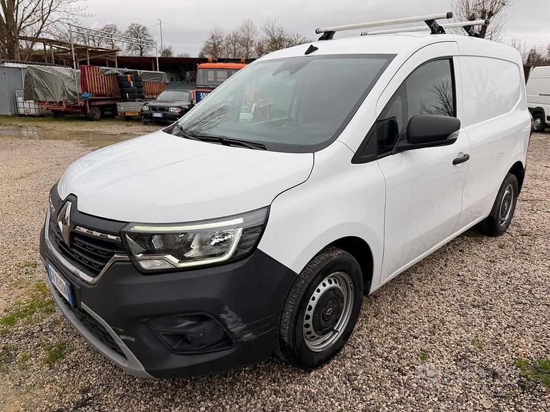 Usata Renault Kangoo 75 CV (55 kW) 2021 Bianco Monovolume