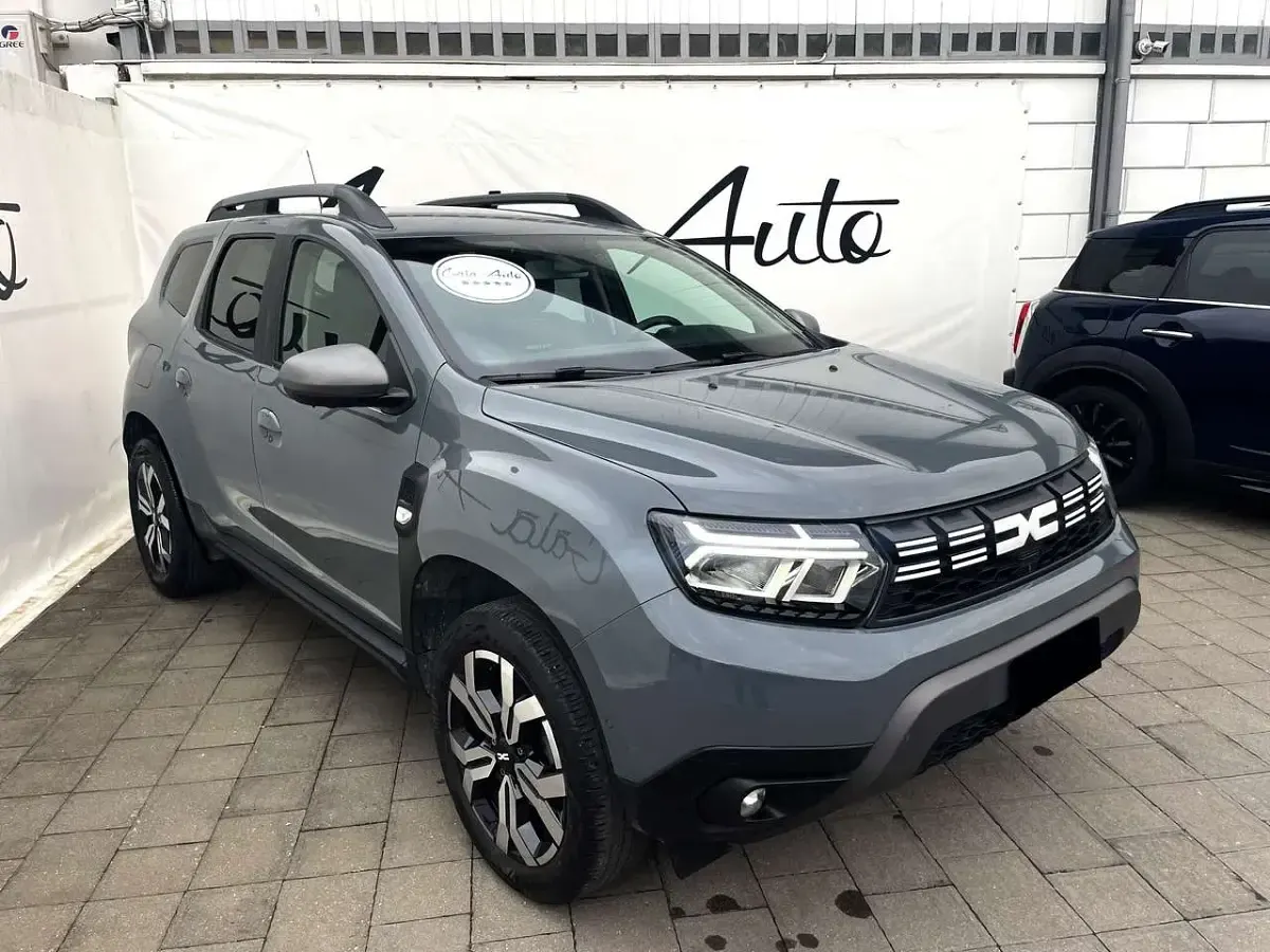 Usata Dacia Duster Journey 101 CV (74 kW) 2023 Bianco SUV