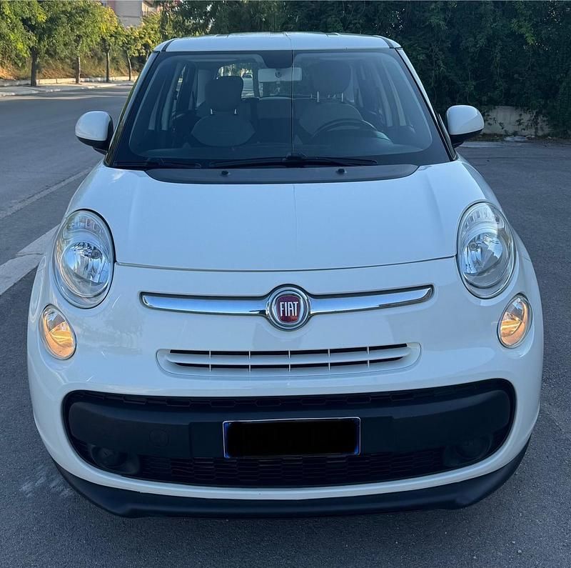 Usata Fiat 500L Lounge 95 CV (69 kW) 2017 Bianco Monovolume