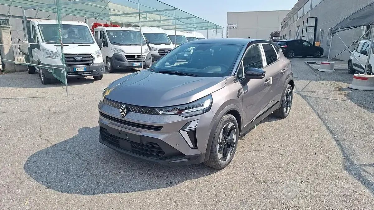 Nuova Renault Captur Techno 109 CV (80 kW) 2026 Bianco SUV