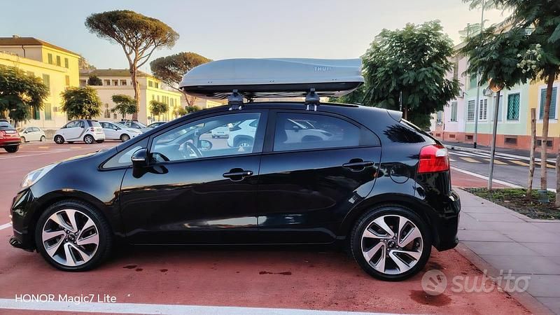 Usata Kia Rio 90 CV (66 kW) 2017 Nero Berlina