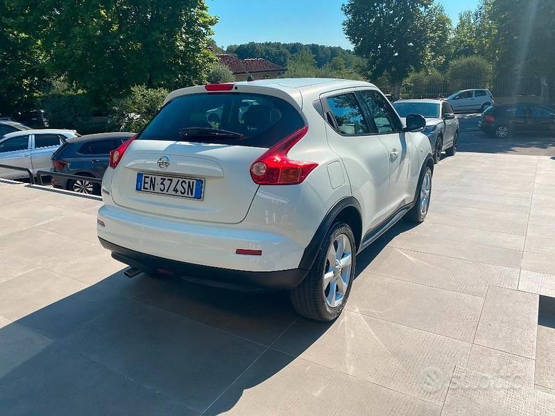 Usata Nissan Juke Acenta 117 CV (86 kW) 2012 Bianco SUV