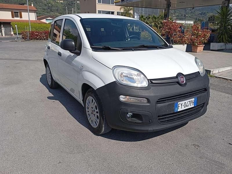 Usata Fiat Panda 69 CV (50 kW) 2019 Bianco Utilitaria