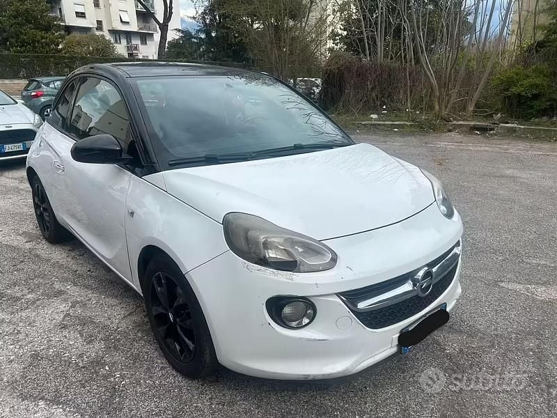 Usata Opel Adam Glam 87 CV (63 kW) 2015 Bianco Utilitaria