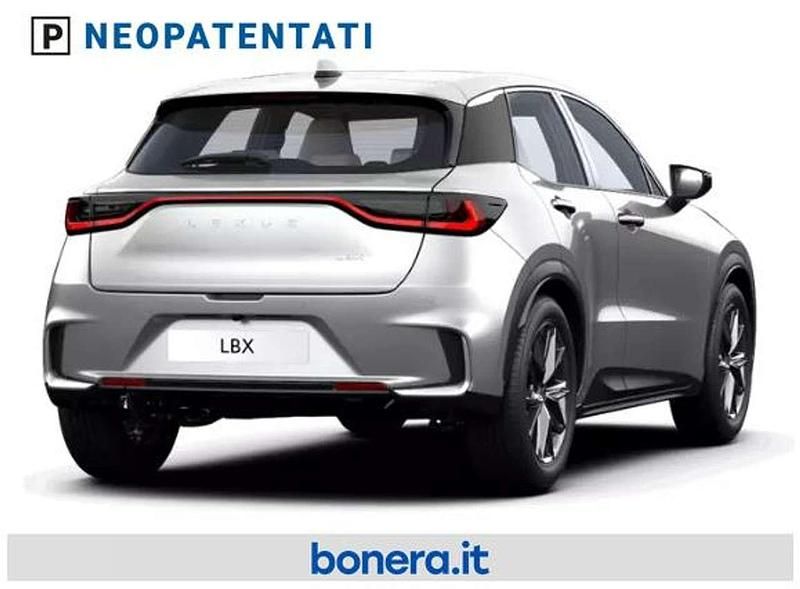 Nuova Lexus LBX 136 CV (100 kW) 2026 Silver (non ord) SUV