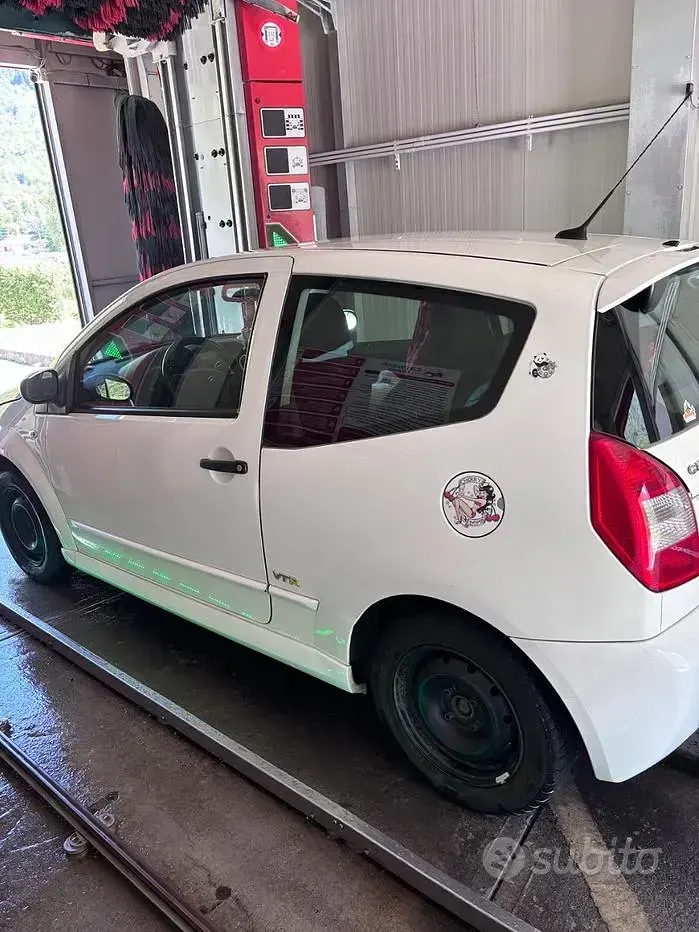 Usata Citroën C2 73 CV (53 kW) 2009 Bianco Utilitaria