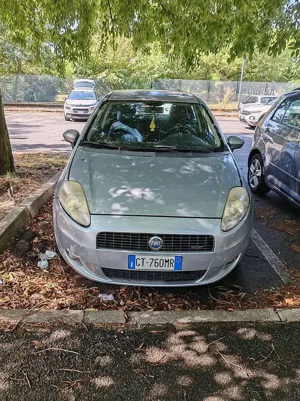 Usata Fiat Grande Punto 90 CV (66 kW) 2006 Utilitaria