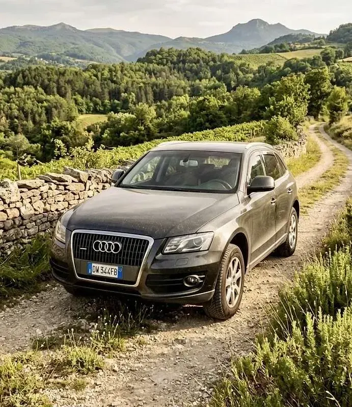 Usata Audi Q5 Ambiente 170 CV (125 kW) 2009 Grigio SUV