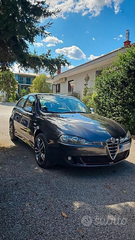 Usata 2006 Alfa Romeo 147 Due volumi | 2900 € (Molto cara) - Immagine 1/4