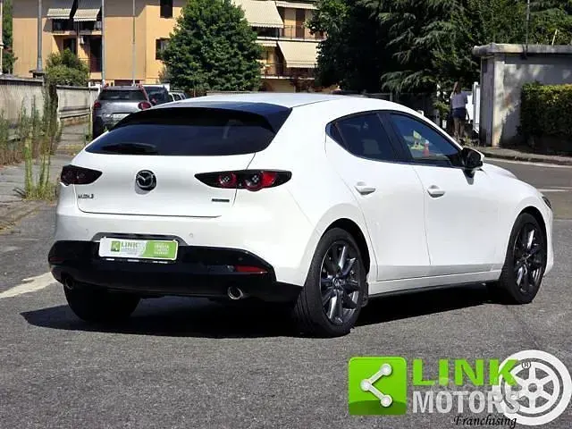 Usata Mazda 3 150 CV (110 kW) 2021 Bianco Berlina