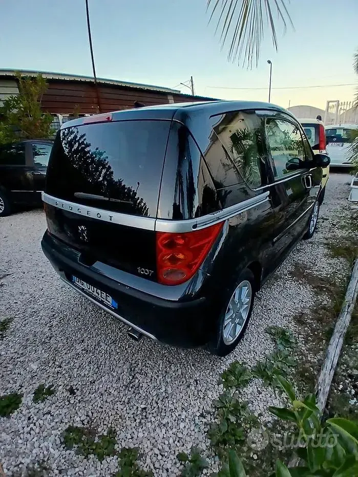 Usata Peugeot 1007 2009 Monovolume
