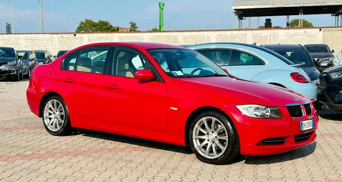 Usata BMW 320 150 CV (110 kW) 2007 Rosso Berlina