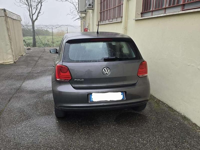 Usata VW Polo Trendline 60 CV (44 kW) 2011 Grigio Berlina