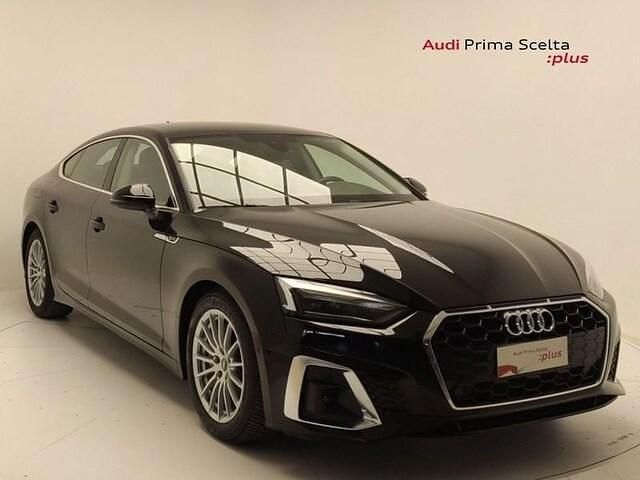 Usata Audi A5 Sportback S-Line 204 CV (150 kW) 2024 Nero mythos metallizzato Utilitaria