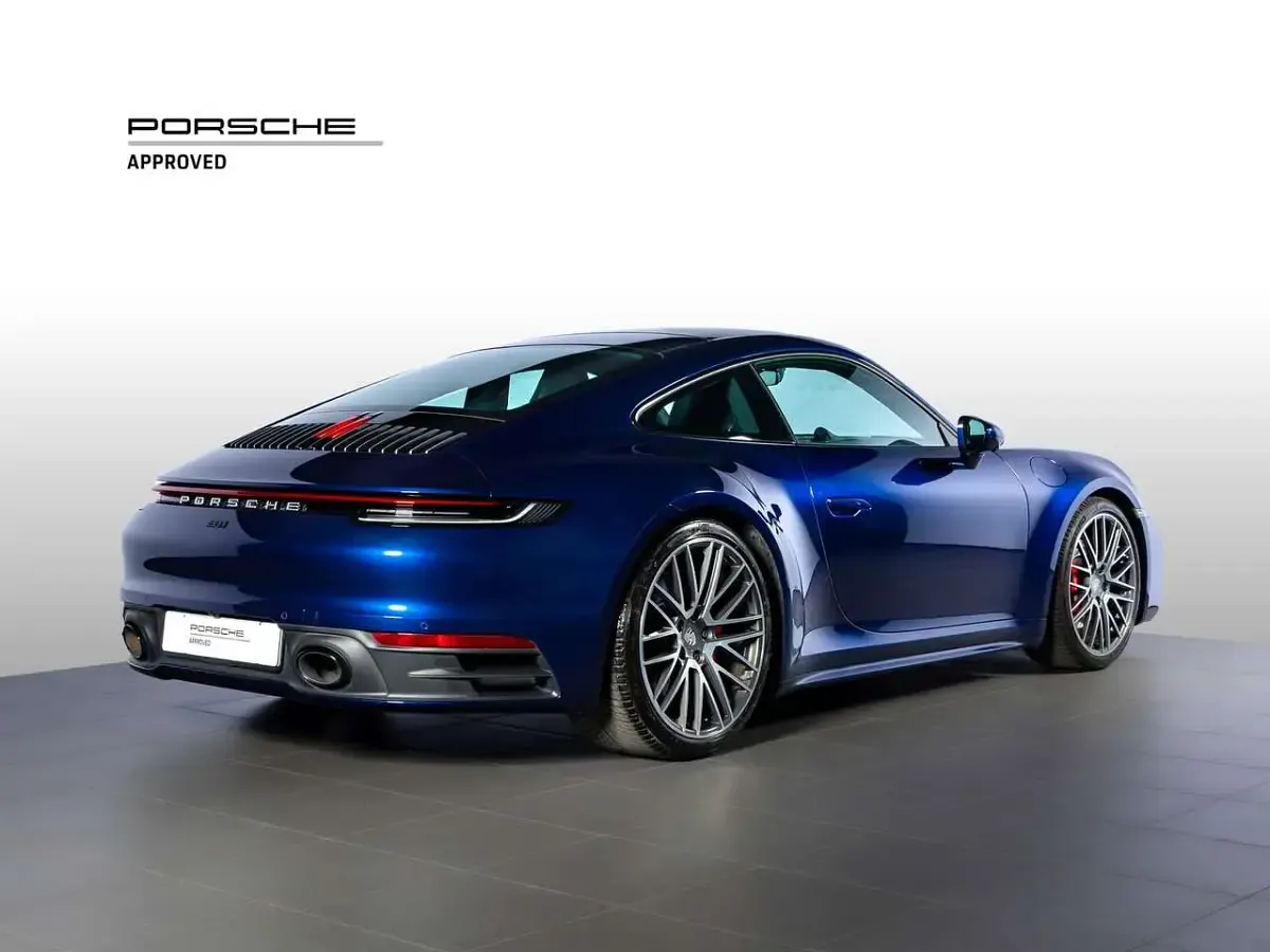 Usata Porsche 911 Carrera 4S 450 CV (330 kW) 2024 Blu genziana metallizzato Coupé