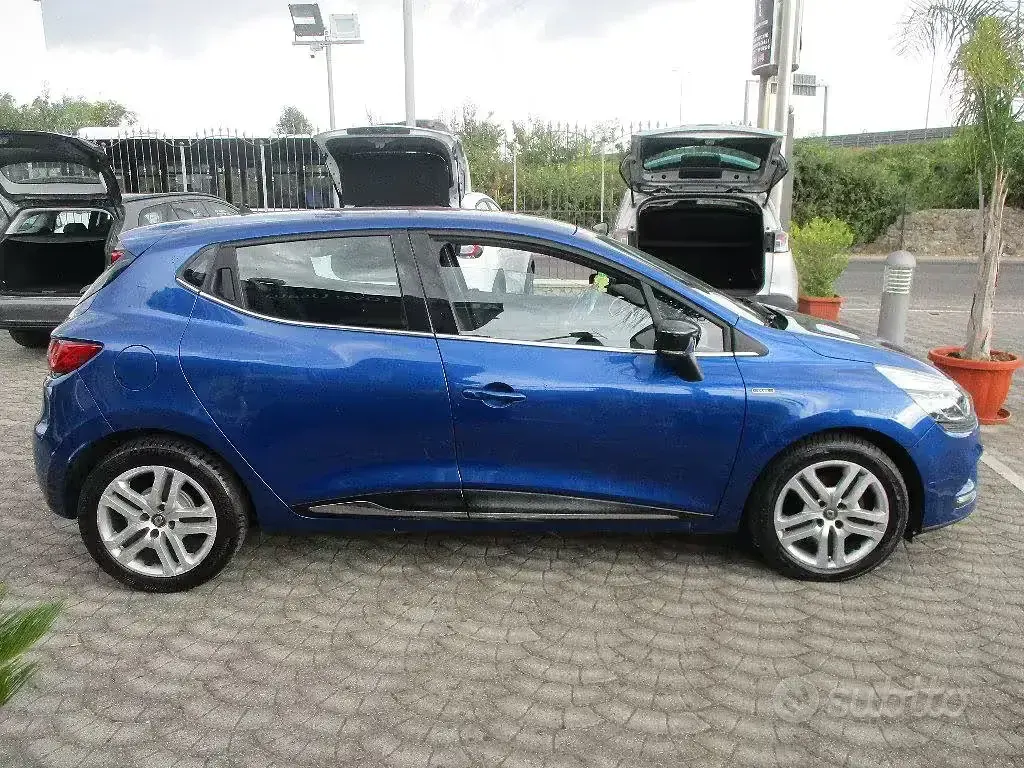 Usata Renault Clio IV Life 75 CV (55 kW) 2019 Berlina