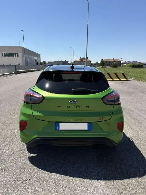 Usata Ford Puma ST200 200 CV (147 kW) 2022 Verde SUV