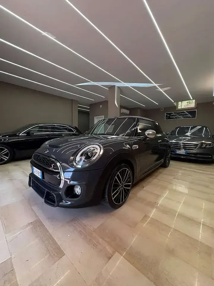 Usata Mini Cooper S 192 CV (141 kW) 2017 Grigio Utilitaria