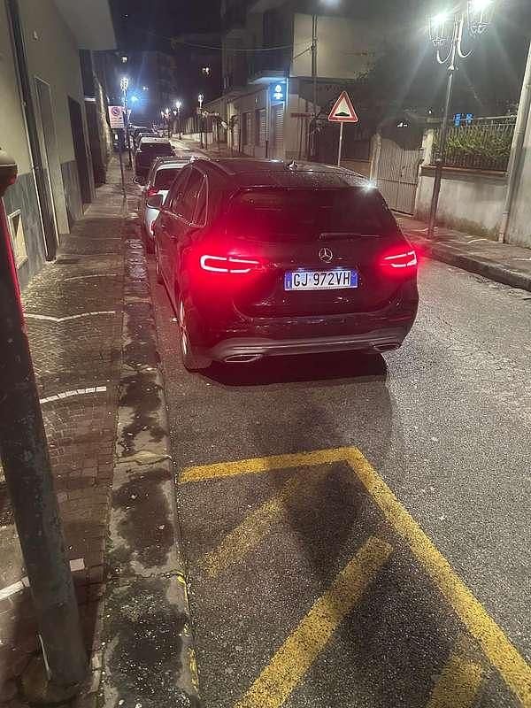 Usata Mercedes B180 116 CV (85 kW) 2019 Monovolume