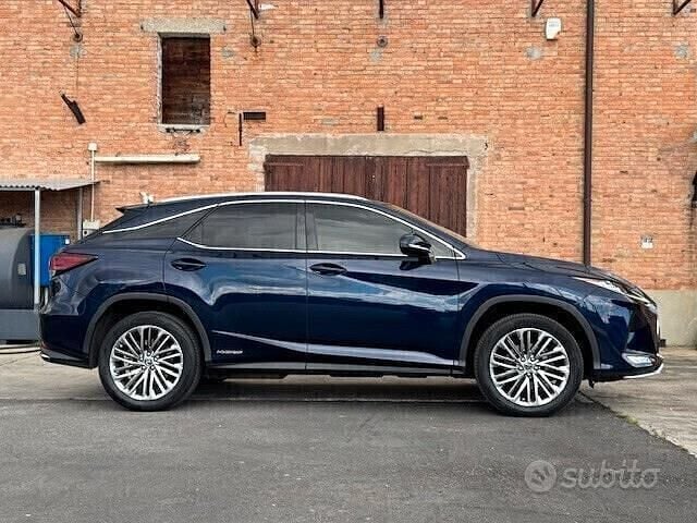 Usata Lexus RX450h Executive Line 262 CV (192 kW) 2021 Blu SUV
