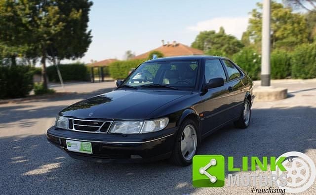 Nero Usata 1994 Saab 900 Due volumi | 8900 € - Immagine 1/4