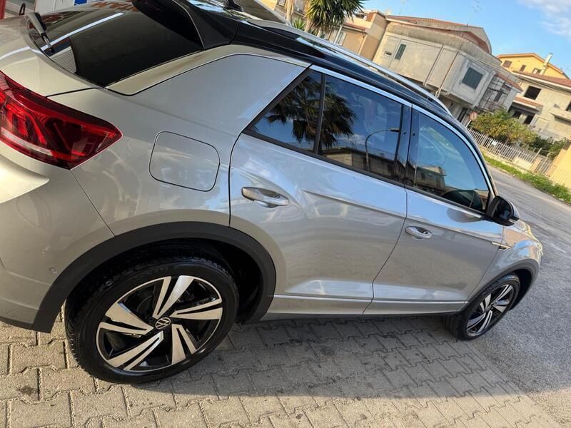 Nuova VW T-Roc R-line 150 CV (110 kW) 2025 Grigio SUV
