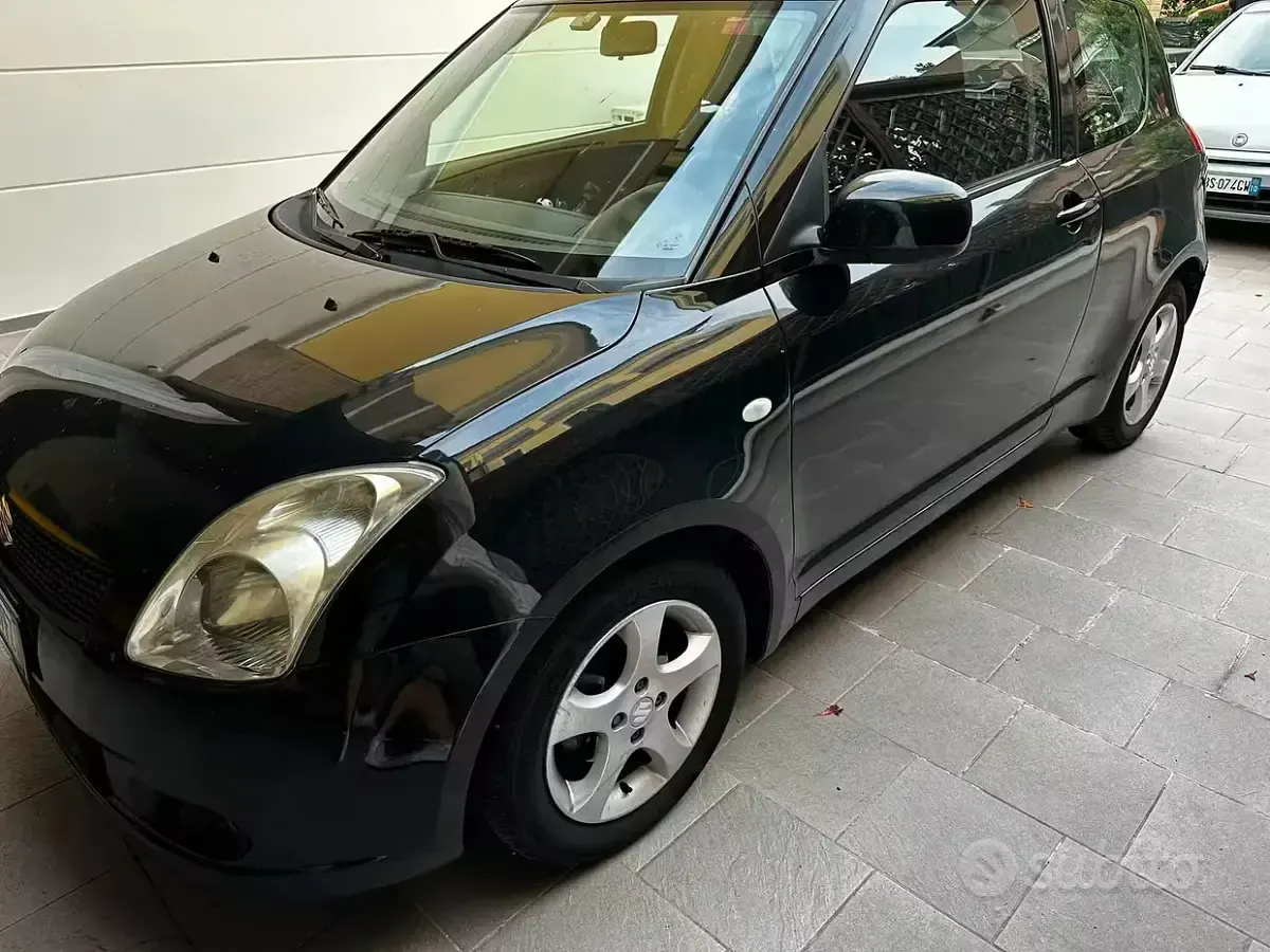 Usata Suzuki Swift 92 CV (67 kW) 2007 Nero Utilitaria