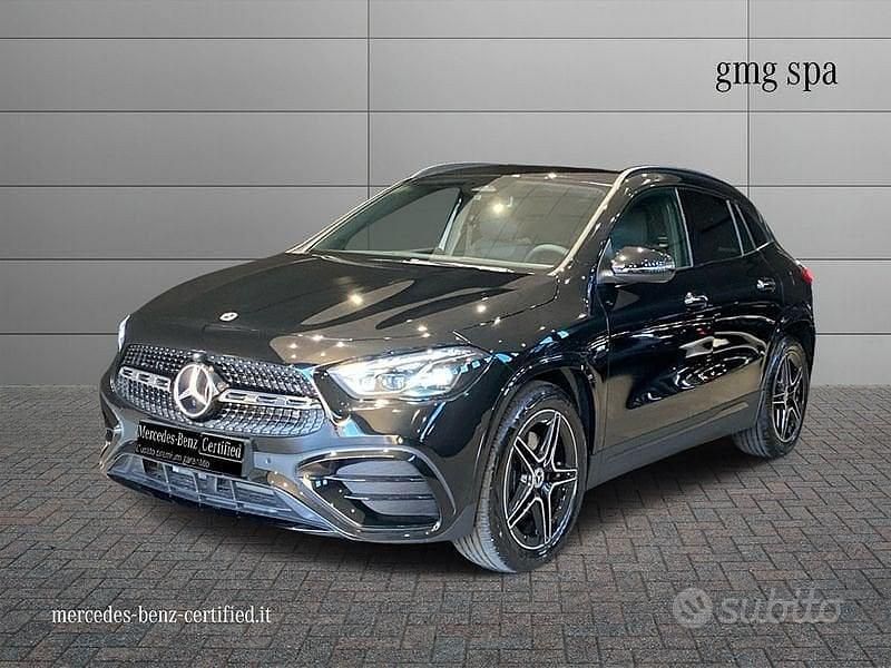 Nero Nuova 2025 Mercedes GLA200 Advanced SUV | 47.990 € (Buon prezzo) - Immagine 1/4