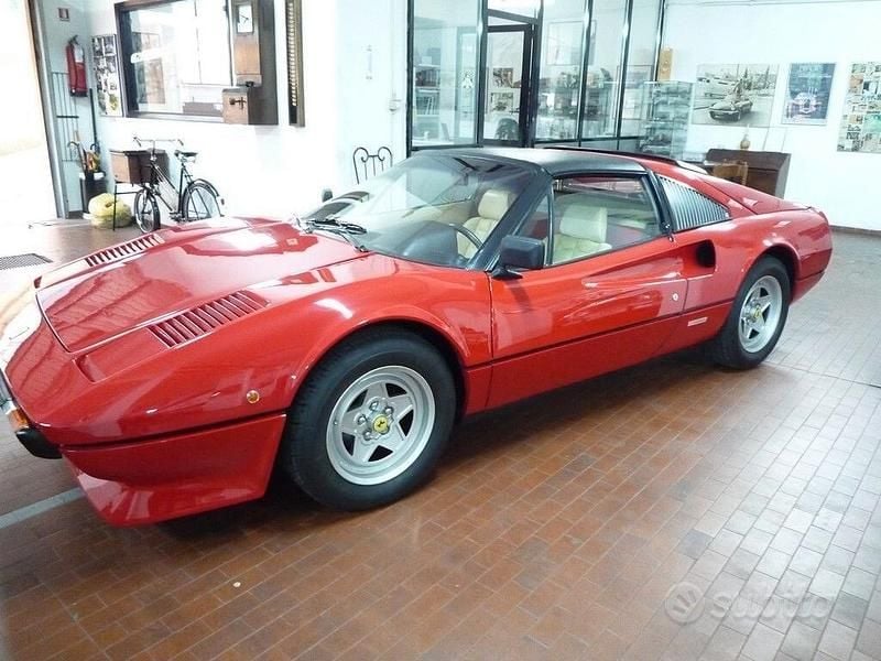 Usata Ferrari 308 213 CV (156 kW) 1981 Rosso Cabrio