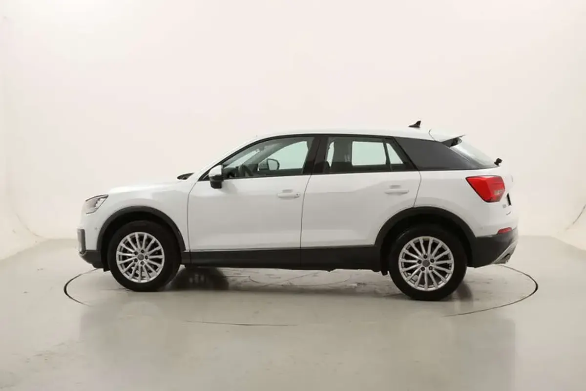 Usata Audi Q2 Business 150 CV (110 kW) 2020 Bianco SUV