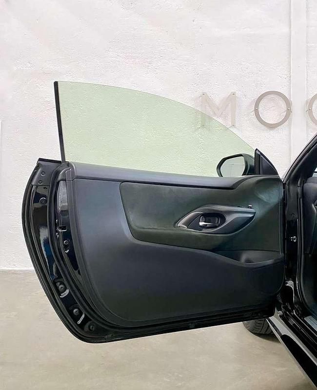 Begagnad Toyota Yaris 261 HK (191 kW) 2021 Svart Halvkombi