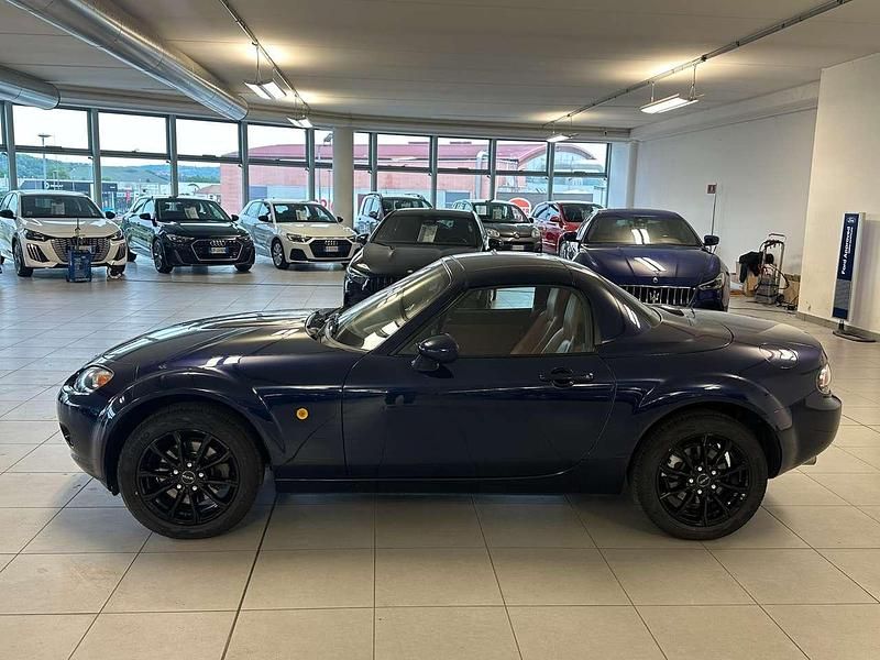 Usata Mazda MX5 126 CV (92 kW) 2008 Blu/azzurro Cabrio