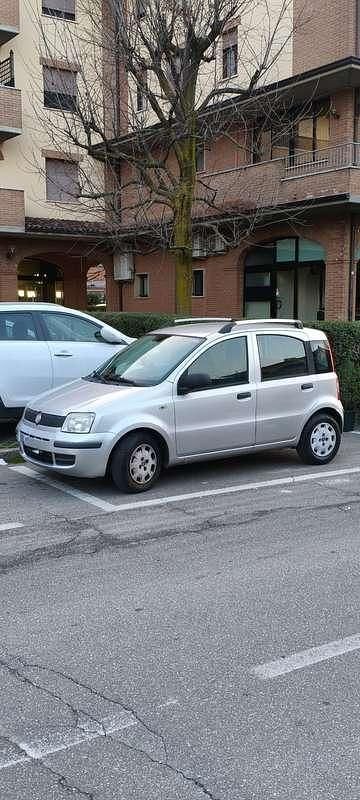 Usata Fiat Panda 69 CV (50 kW) 2013 Argento Utilitaria