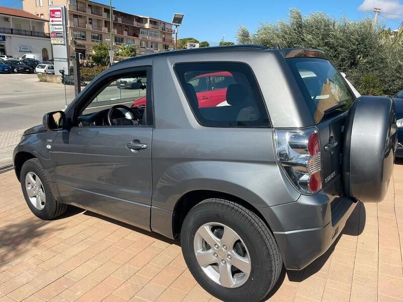 Usata Suzuki Grand Vitara 129 CV (94 kW) 2009 Grigio SUV