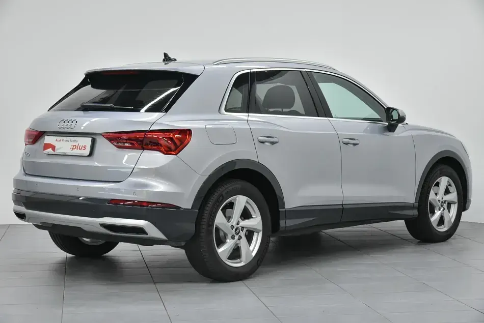 Usata Audi Q3 Comfort 150 CV (110 kW) 2021 Argento SUV