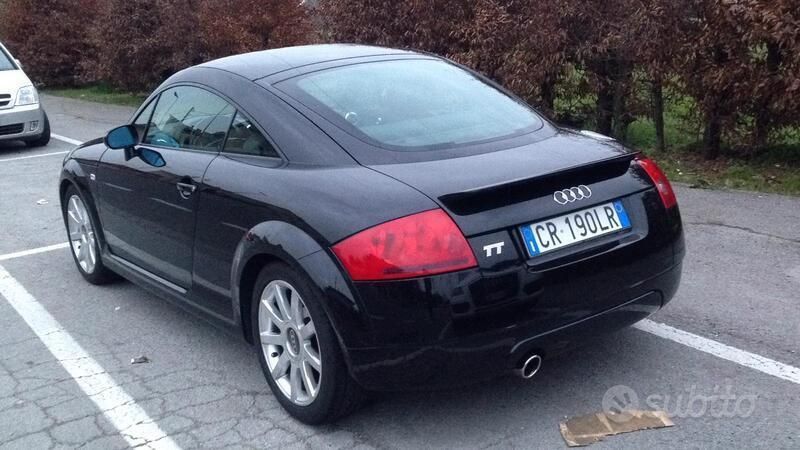 Usata Audi TT 180 CV (132 kW) 2000 Nero Coupé
