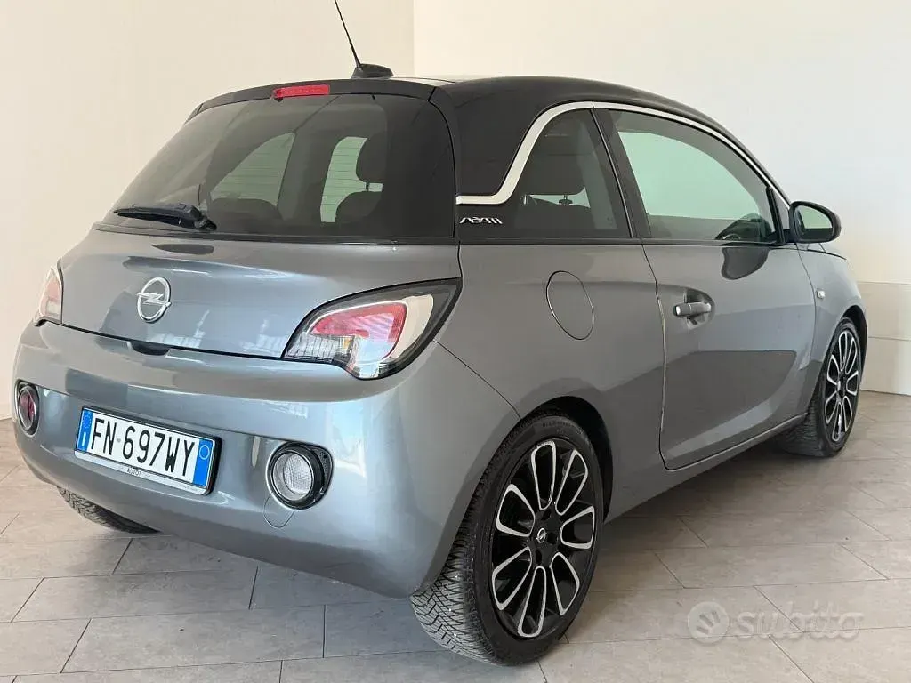 Usata Opel Adam Rocks Rocks 69 CV (50 kW) 2018 Grigio Utilitaria