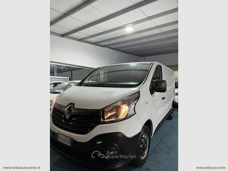 Usata Renault Trafic 145 CV (106 kW) 2017 Bianco Monovolume