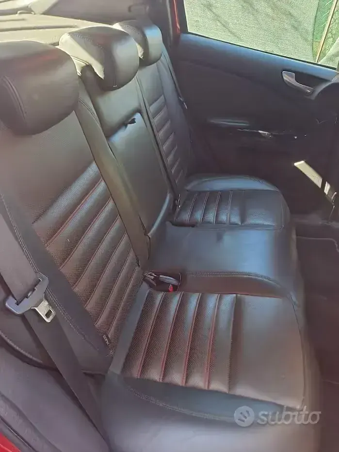 Usata Alfa Romeo Giulietta 170 CV (125 kW) 2011 Rosso Utilitaria