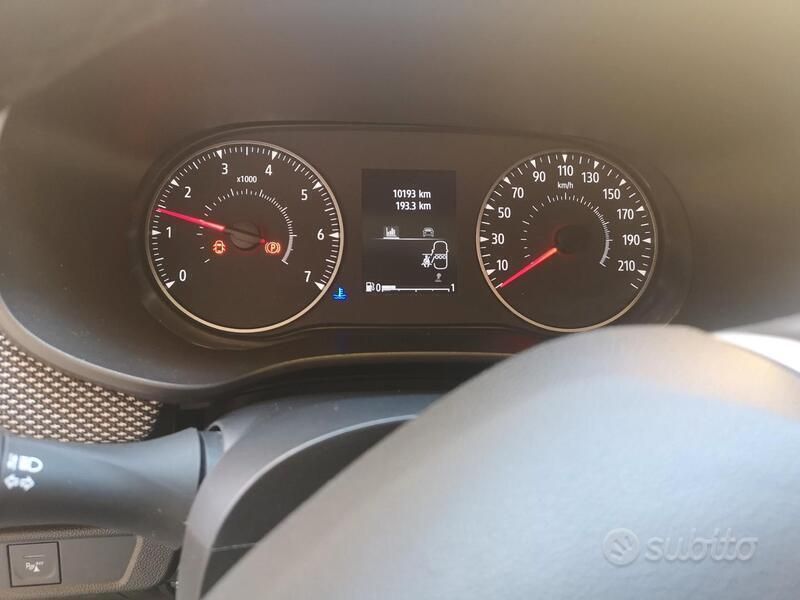 Usata Dacia Sandero 91 CV (66 kW) 2024 Bianco Utilitaria