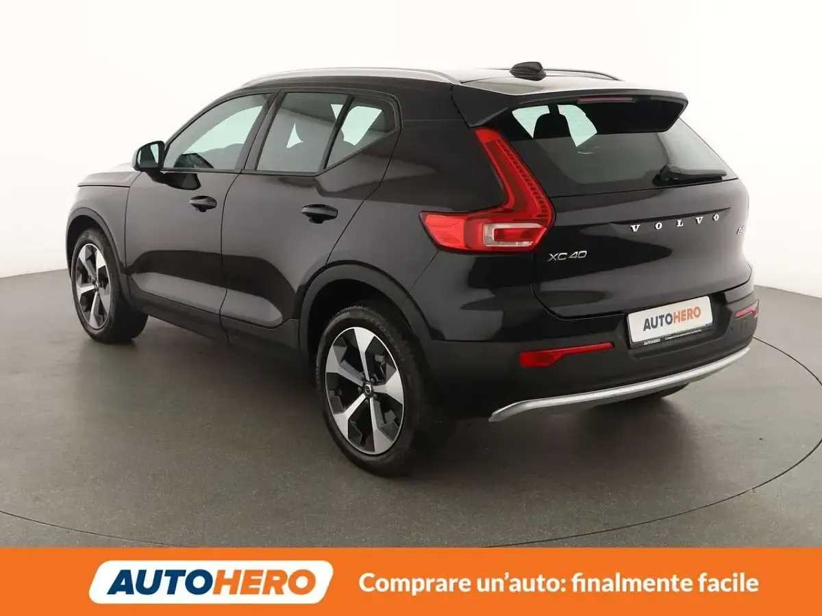 Usata Volvo XC40 Core 197 CV (144 kW) 2023 Nero SUV