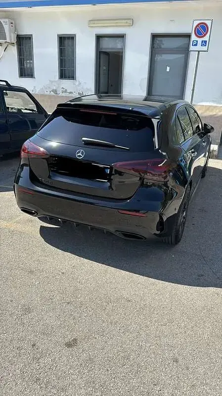 Usata Mercedes A180 AMG Line Premium 136 CV (100 kW) 2023 Berlina