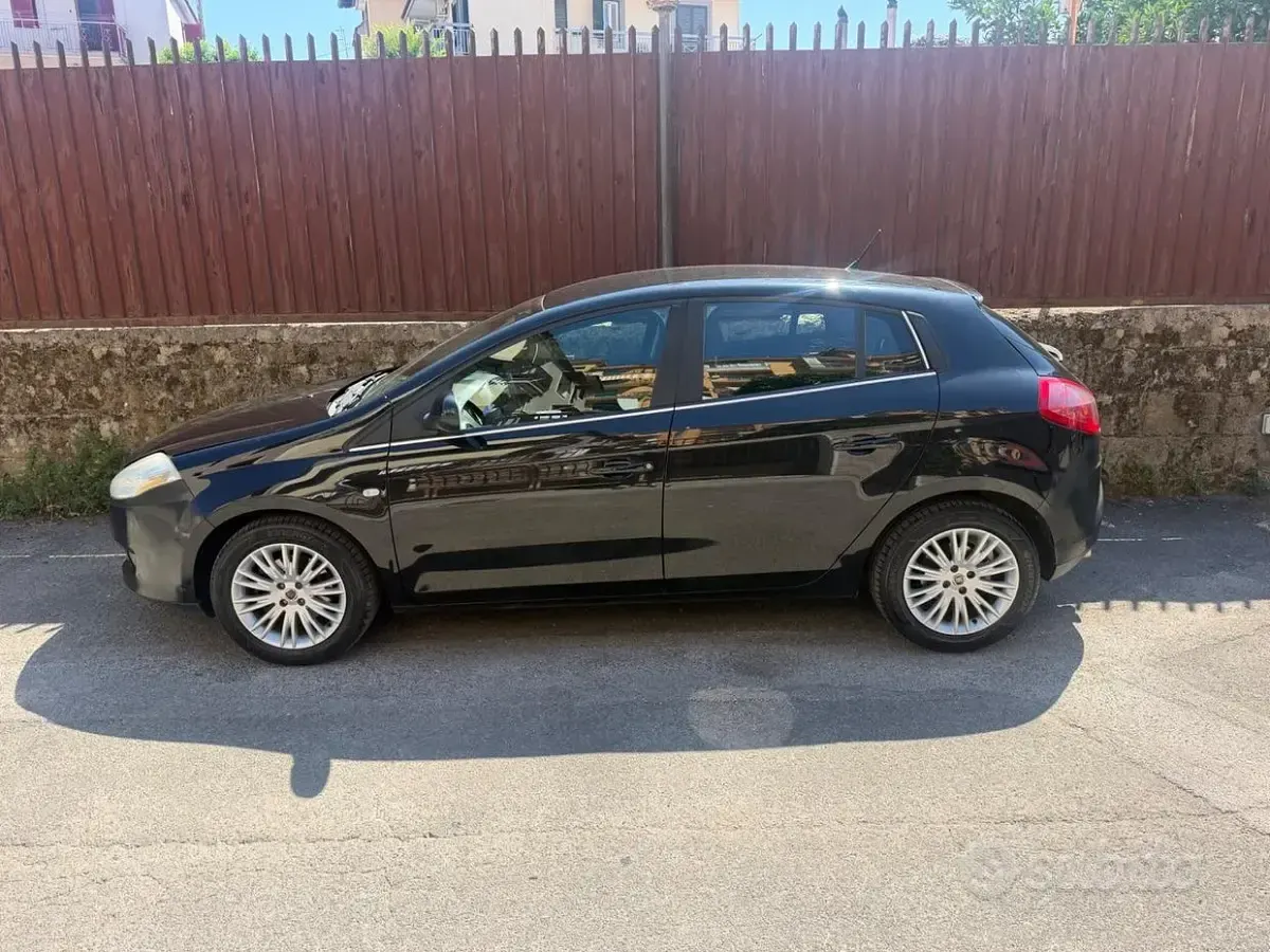 Usata Fiat Bravo Emotion 120 CV (88 kW) 2010 Nero Utilitaria