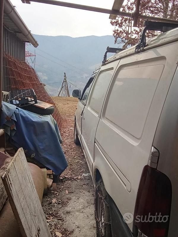 Usata Nissan Vanette 75 CV (55 kW) 1997 Bianco Monovolume