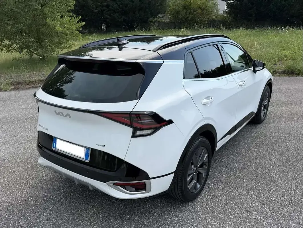 Usata Kia Sportage GT-Line 179 CV (131 kW) 2024 Bianco SUV