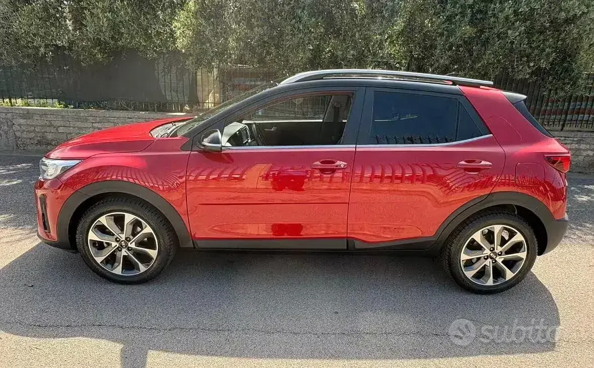 Usata Kia Stonic 120 CV (88 kW) 2019 Marrone SUV