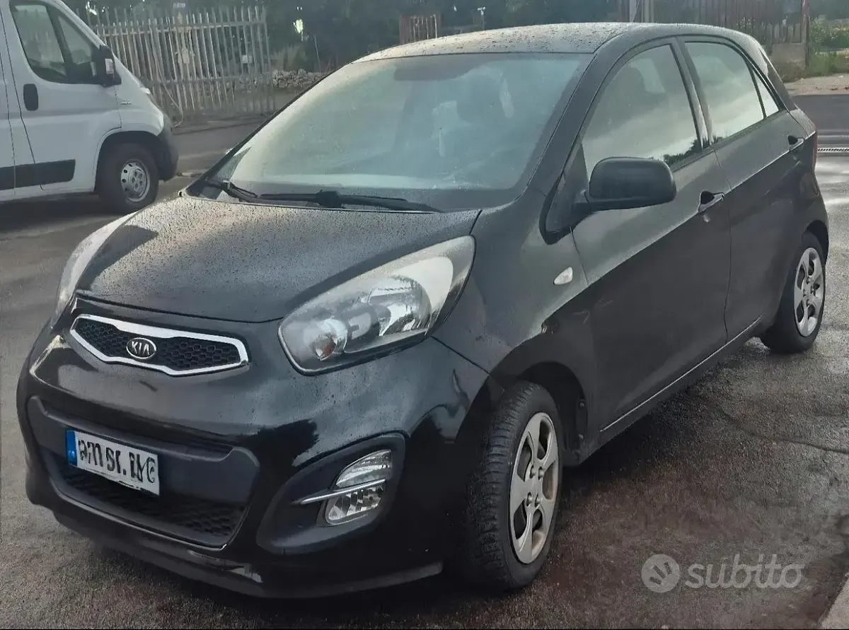 Usata Kia Picanto 69 CV (50 kW) 2011 Nero Utilitaria