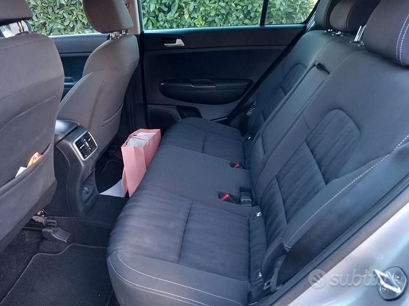 Usata Kia Sportage 141 CV (103 kW) 2017 Grigio SUV